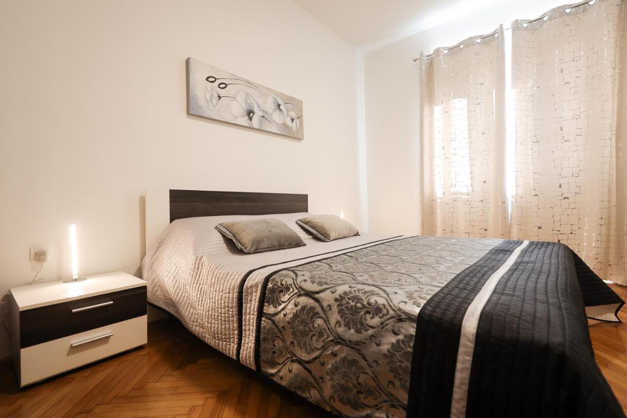 Zara City Center Apartment Exterior foto