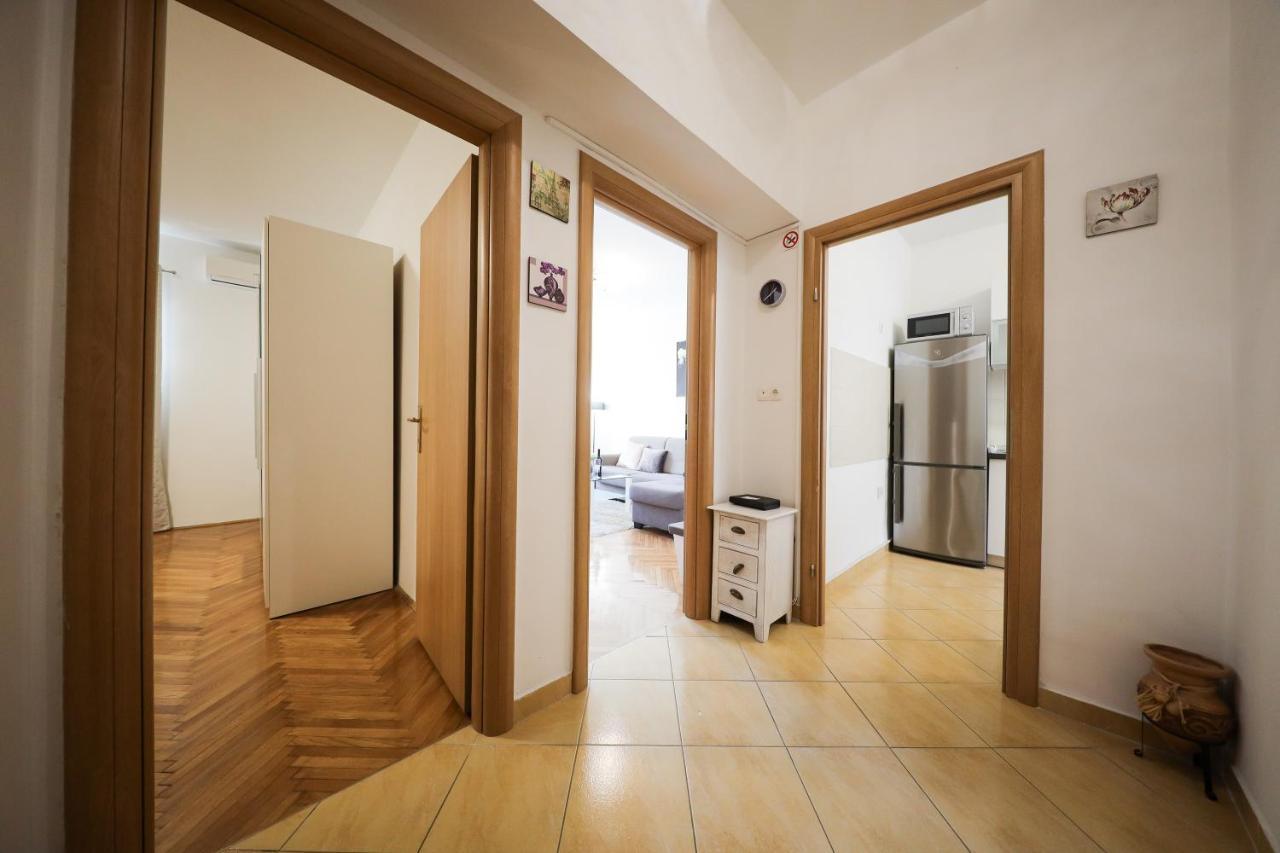 Zara City Center Apartment Exterior foto